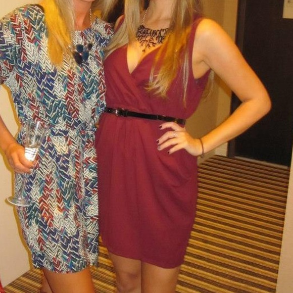 ๐HP๐Maroon dress with pockets! - Picture 3 of 3